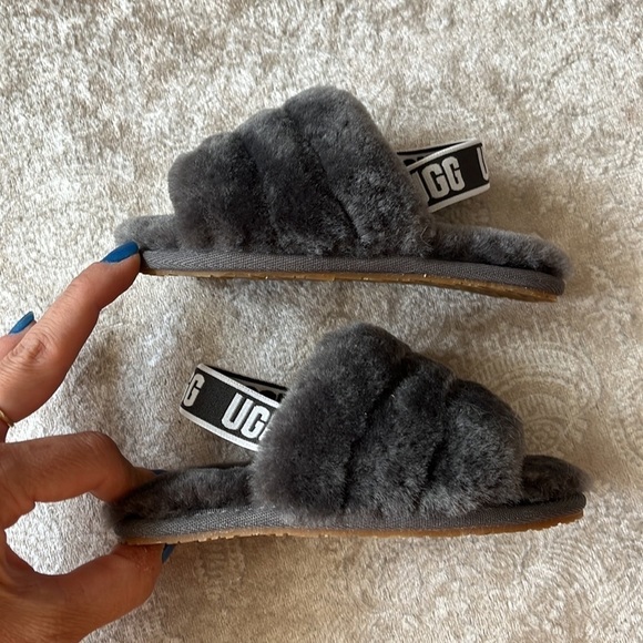 Brand New UGG Fluff Yeah Slides Baby & Toddler Gray Genuine Sheepskin Slipper - Picture 16 of 16